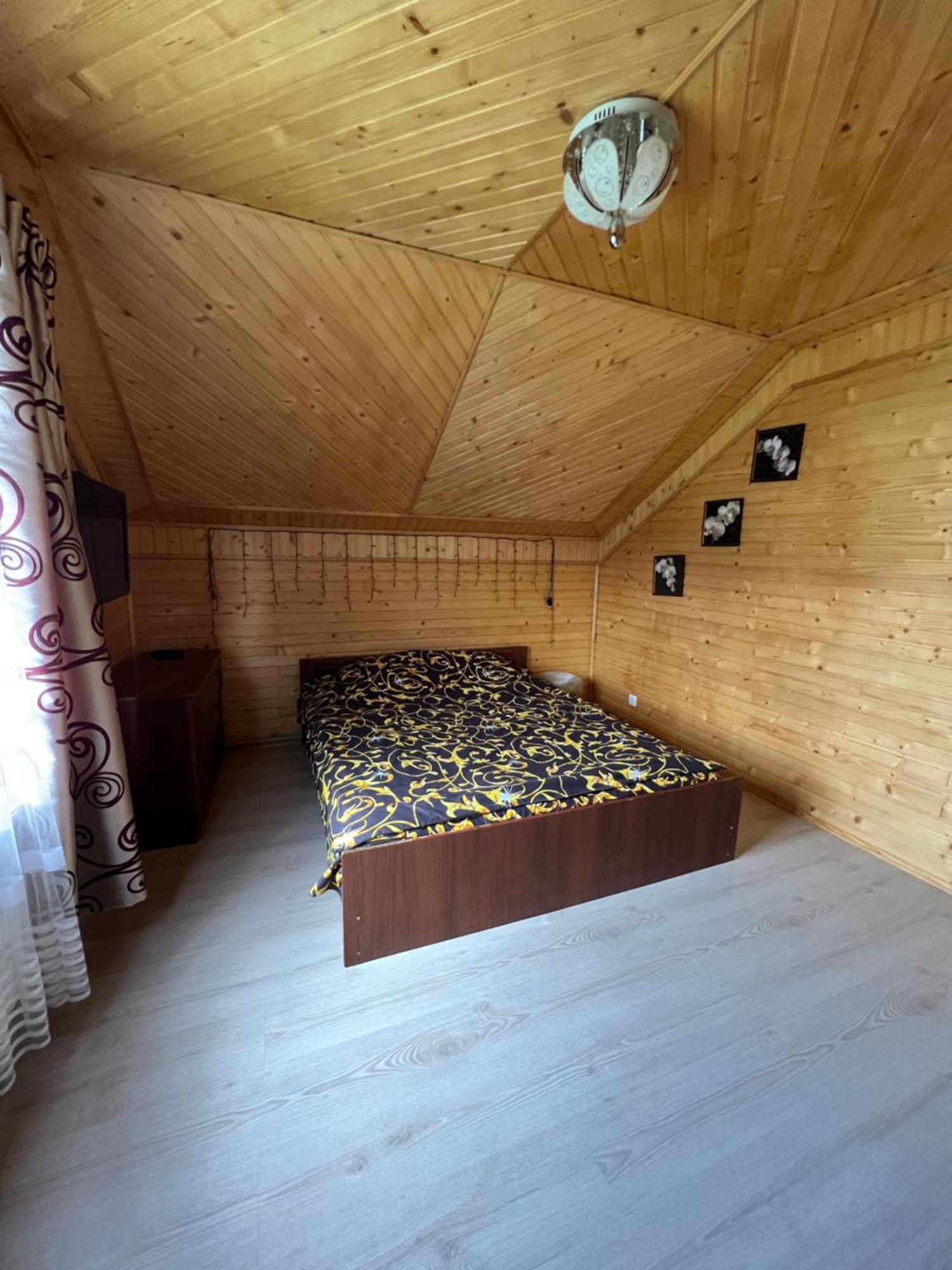 Садиба Файна Гофа Werchowyna Exterior foto